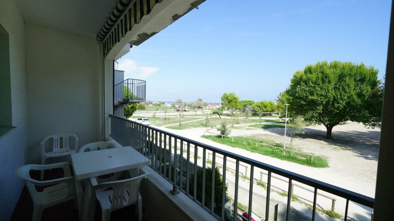 Appartamento Guido Reni Lido di Spina Exterior foto
