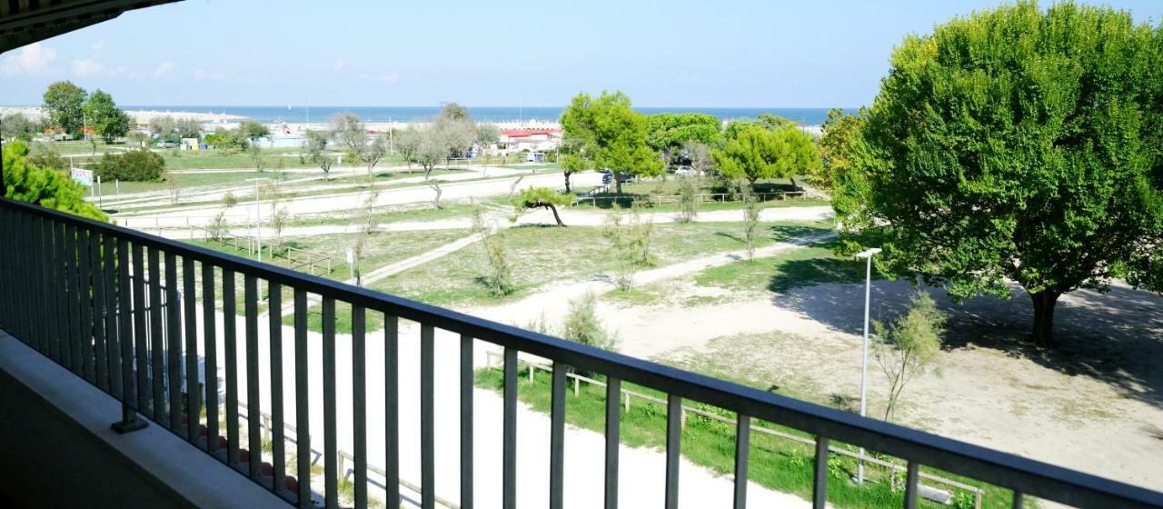Appartamento Guido Reni Lido di Spina Exterior foto