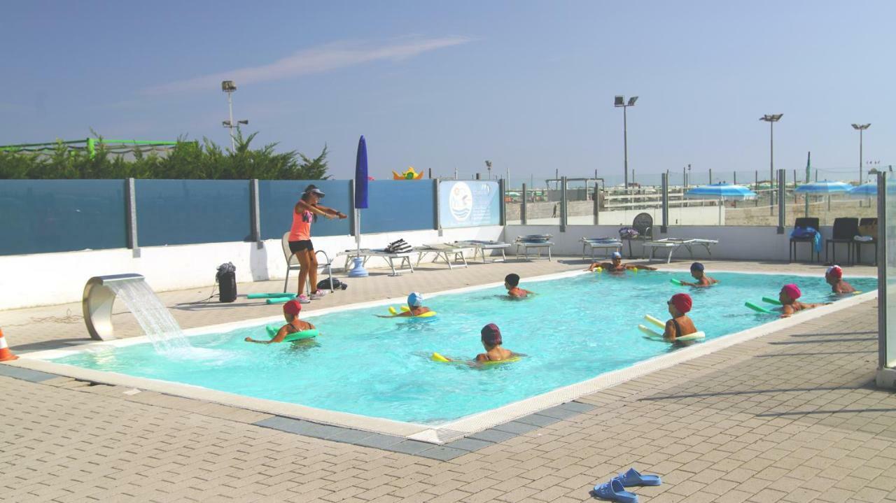 Appartamento Guido Reni Lido di Spina Exterior foto