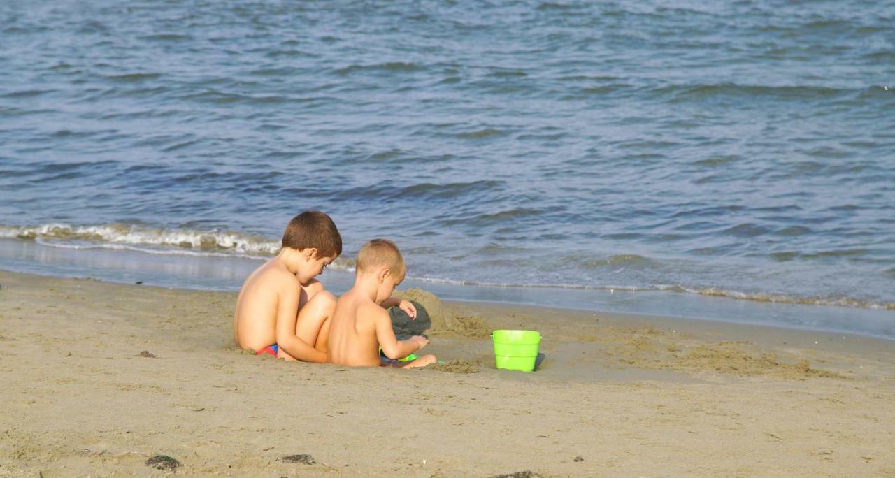 Appartamento Guido Reni Lido di Spina Exterior foto